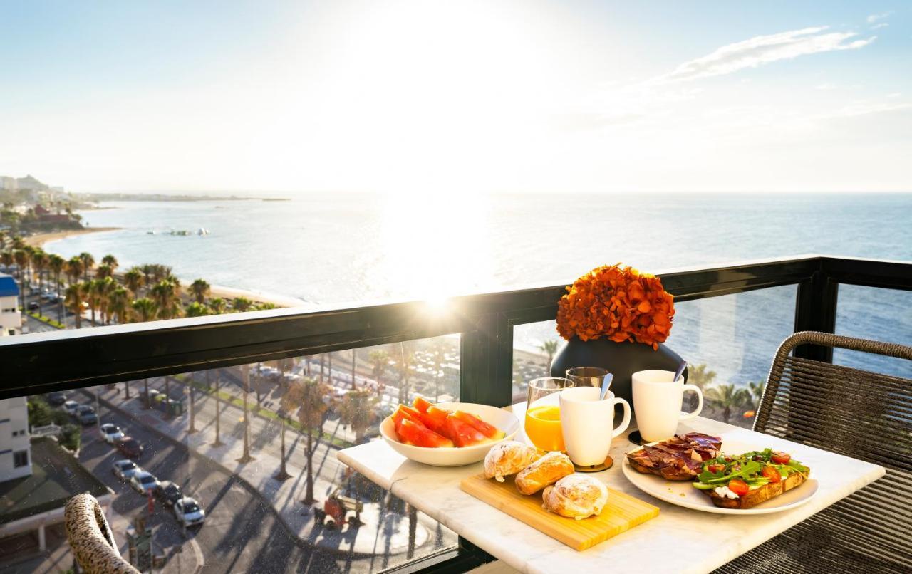 Aloha Apartamentos - Primera Linea De Playa - Vista Al Mar Benalmádena Esterno foto