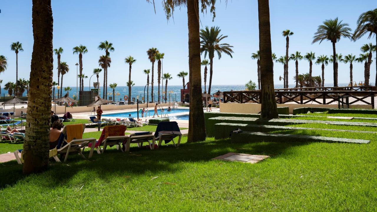 Aloha Apartamentos - Primera Linea De Playa - Vista Al Mar Benalmádena Esterno foto